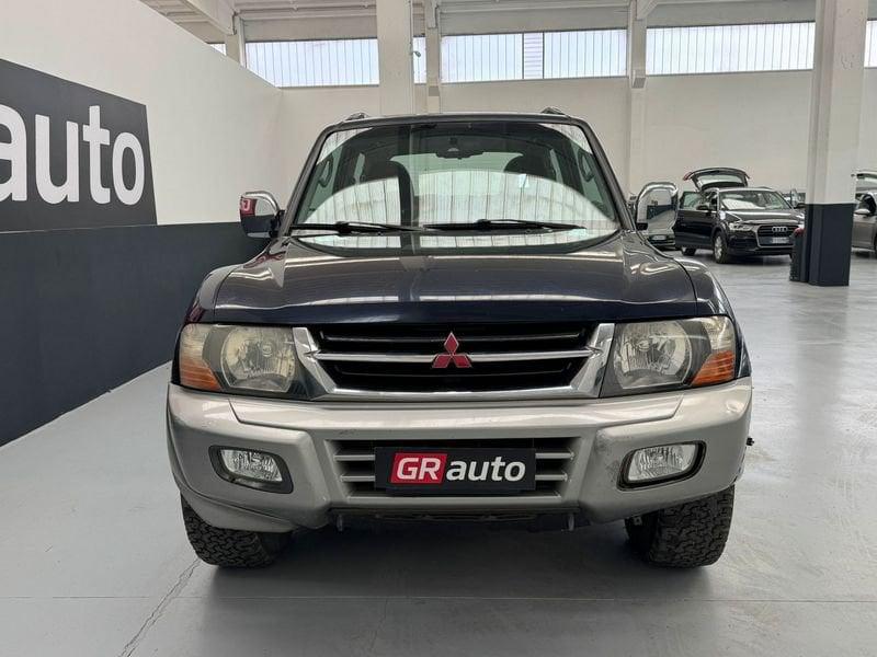 Mitsubishi Pajero Pajero 3.2 16V DI-D 3p. GLX Autocarro