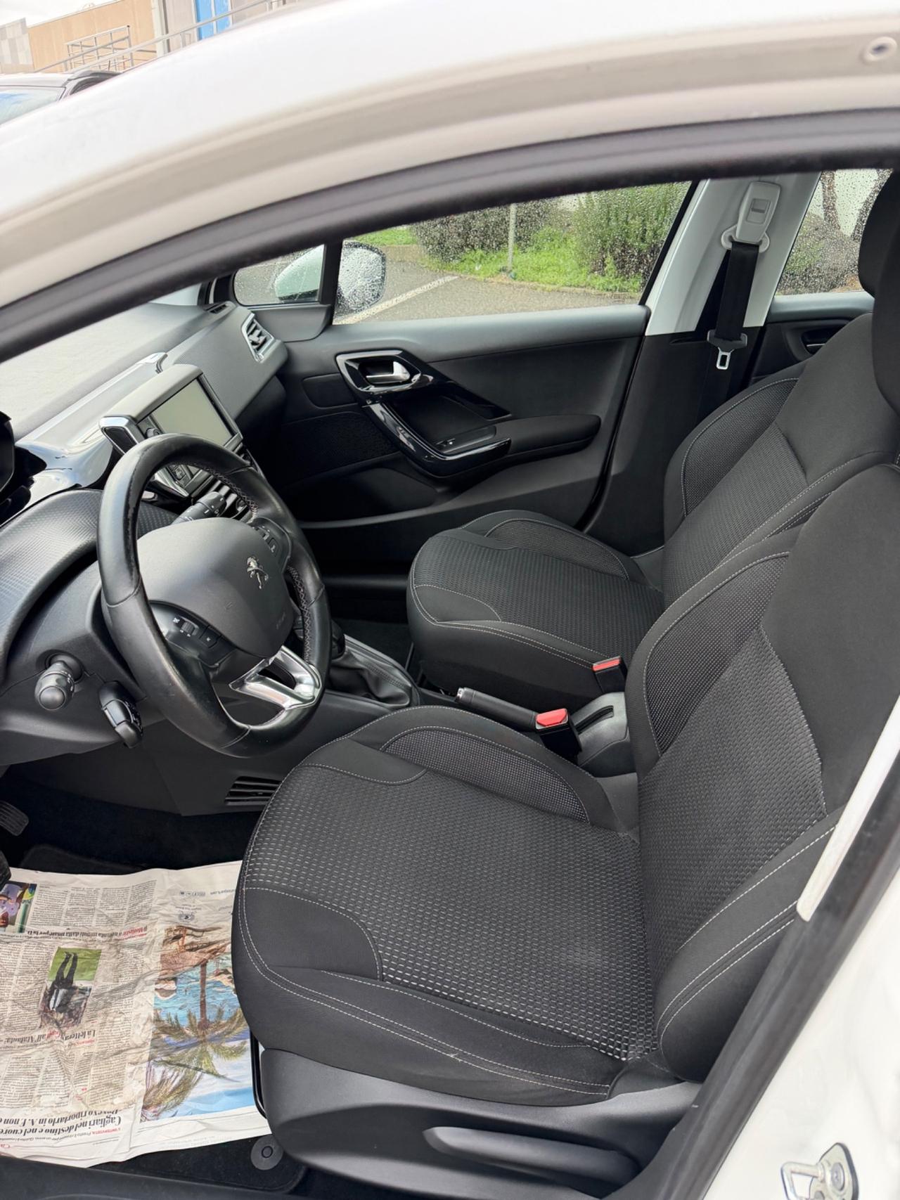 Peugeot 208 BlueHDi 100 S&S 5 porte Allure