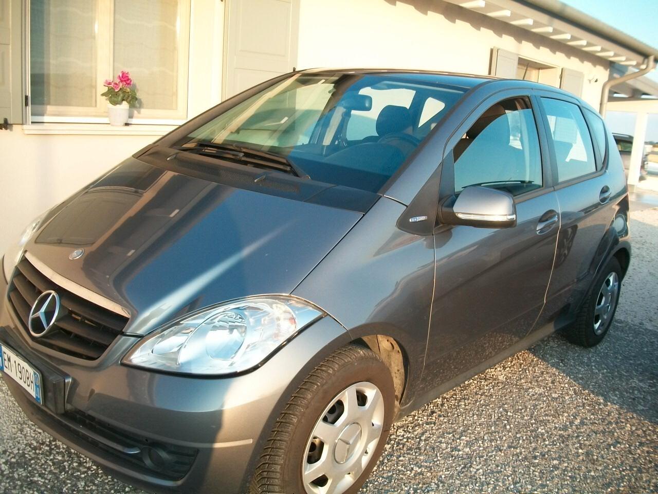 Mercedes-benz A 160 SI NUOVI PATENTATI GARANZIA UN ANNO KM 149300 BENZINA CC 1468HP95