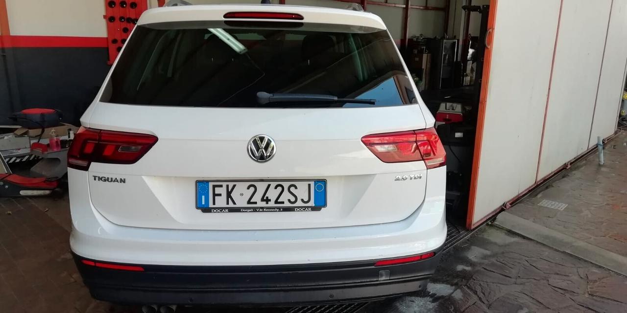 Volkswagen Tiguan 2.0 TDI SCR DSG Business BlueMotion Technology