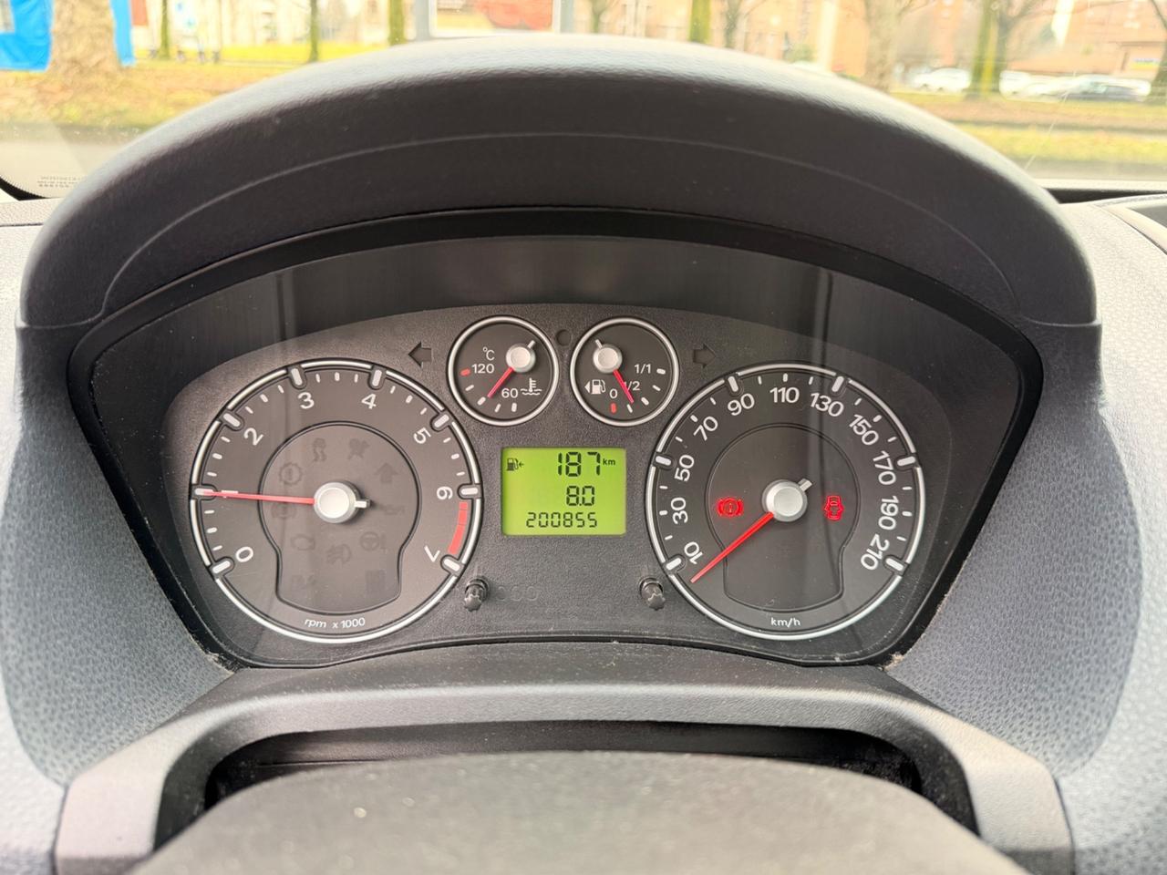 Ford Fiesta 1.2 Benz 5p. Ghia 2007