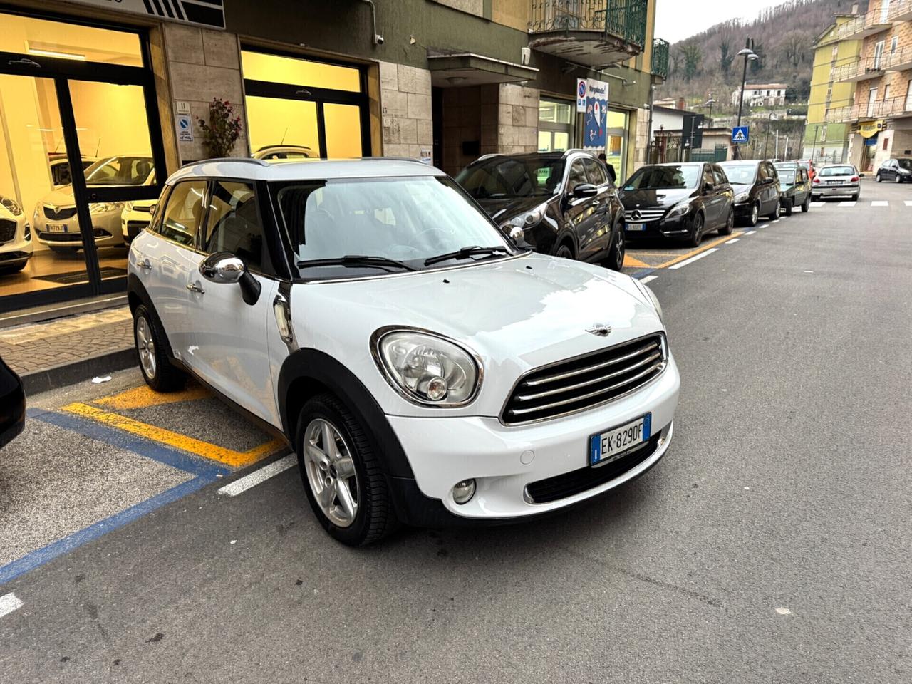 Mini Cooper Countryman 1.6D idonea neo patentati