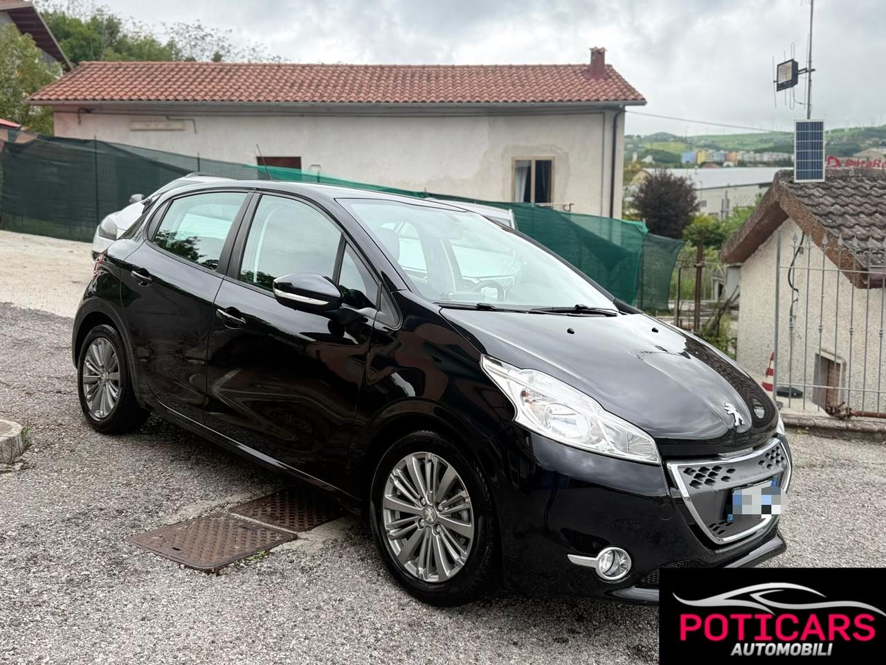 Peugeot 208 1.4 HDi 68 CV 5 porte Active Automatica