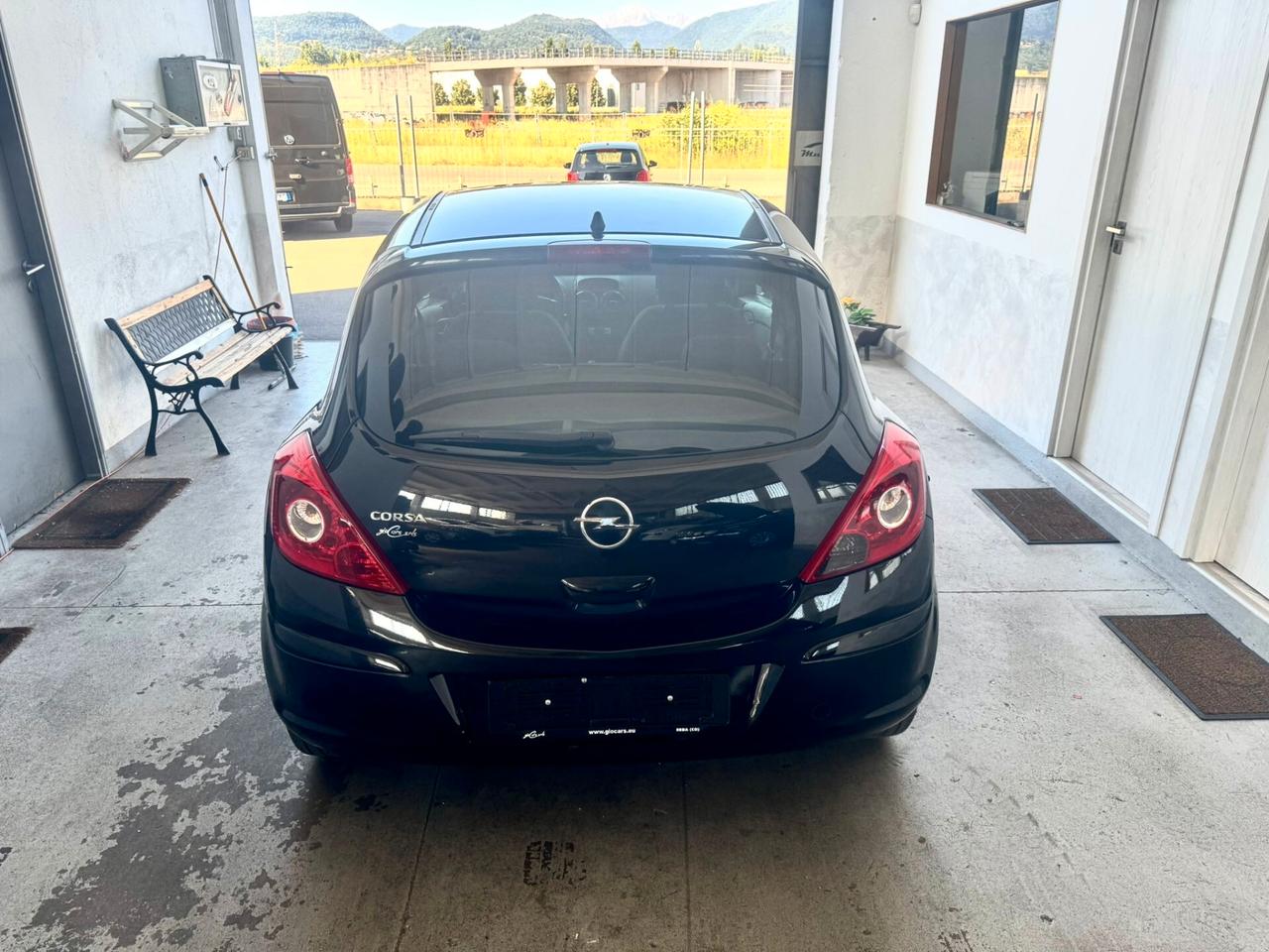 Opel Corsa 1.2 OK Neopatentati.