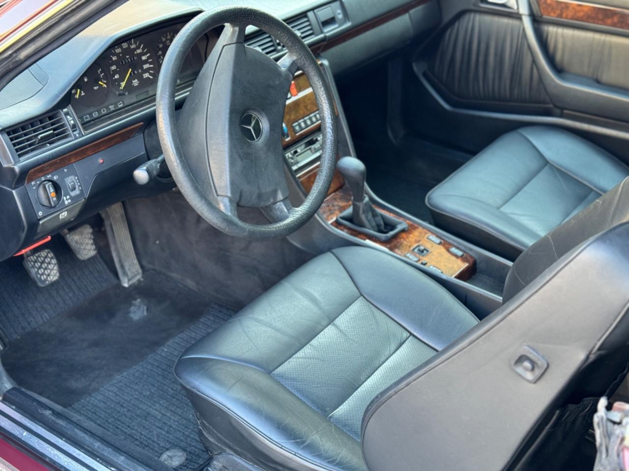 Mercedes-benz CE 200 W124