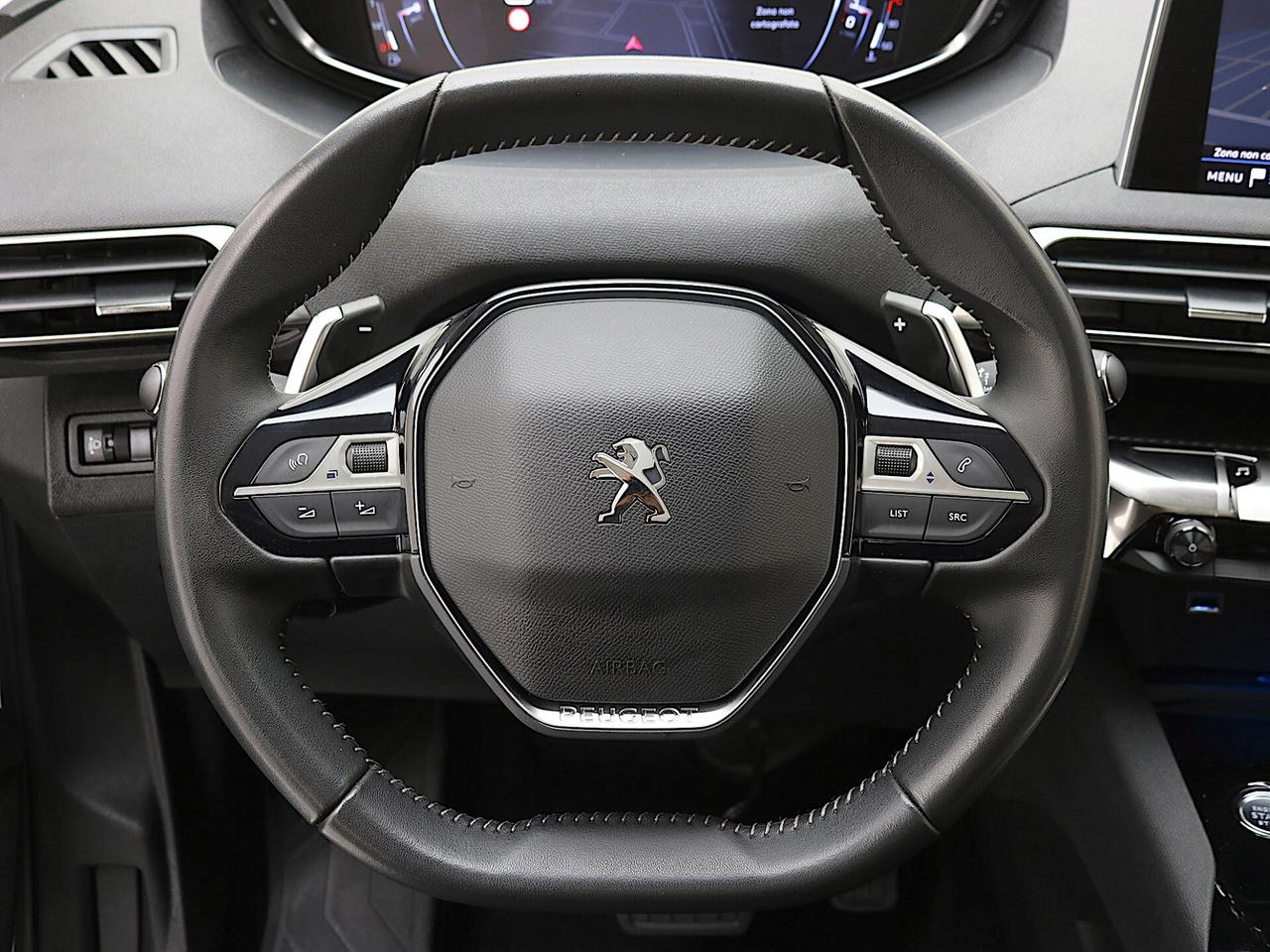 Peugeot 5008 BlueHDi 130 EAT8 - TETTO APRIBILE