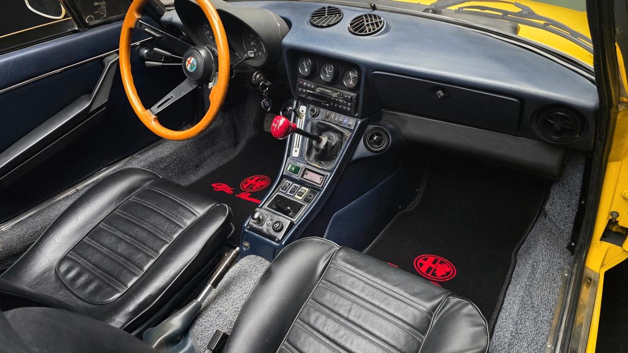 Alfa Romeo Spider Veloce 2.0 ASI con C.R.S.