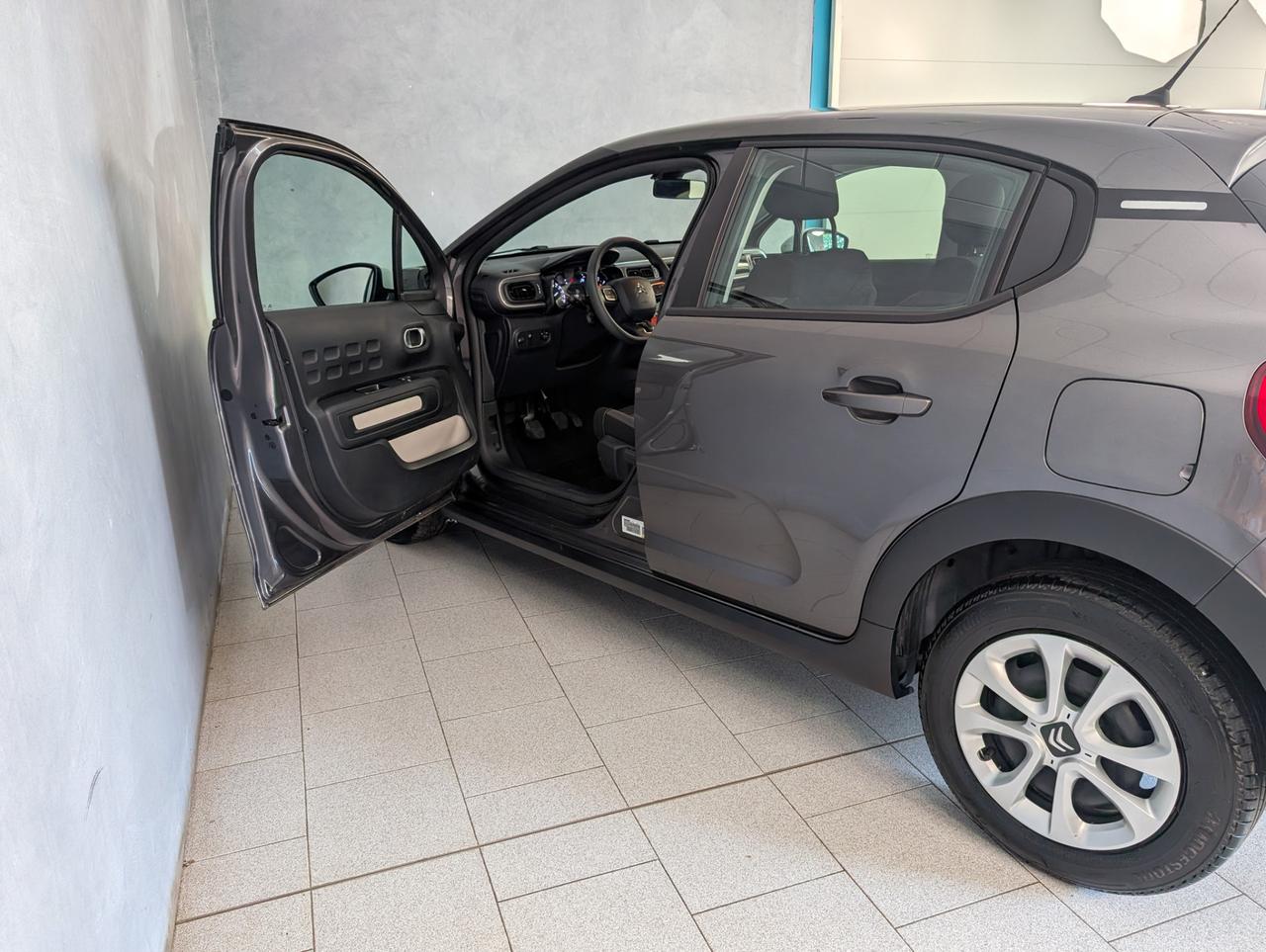 Citroen c3 iii 1.2 puretech 83cv You!