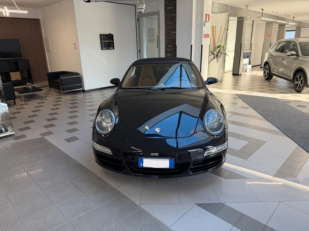 Porsche 911 Carrera 4S Cabriolet