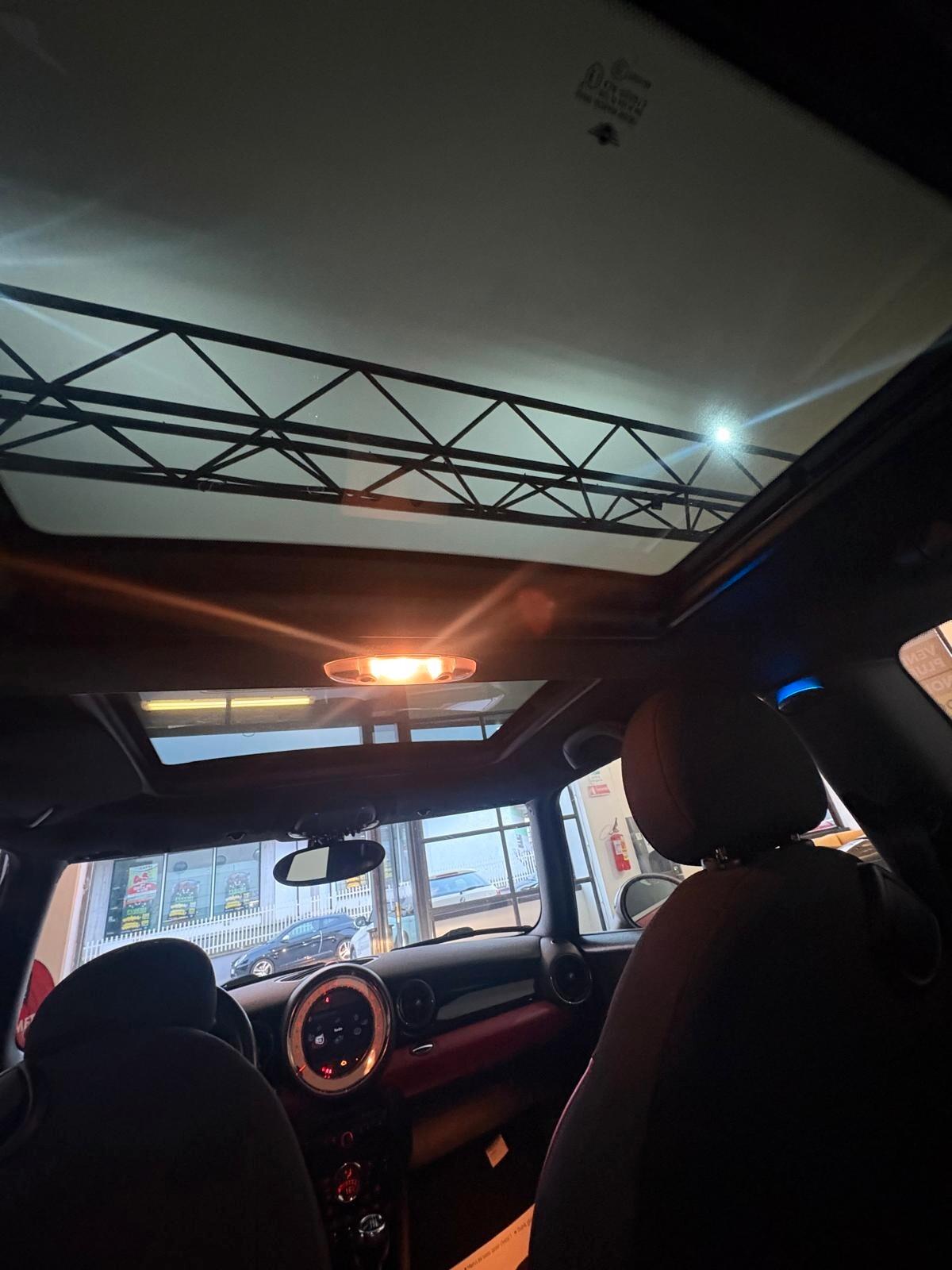 Mini Cooper SD Coupe 2.0 Coupé