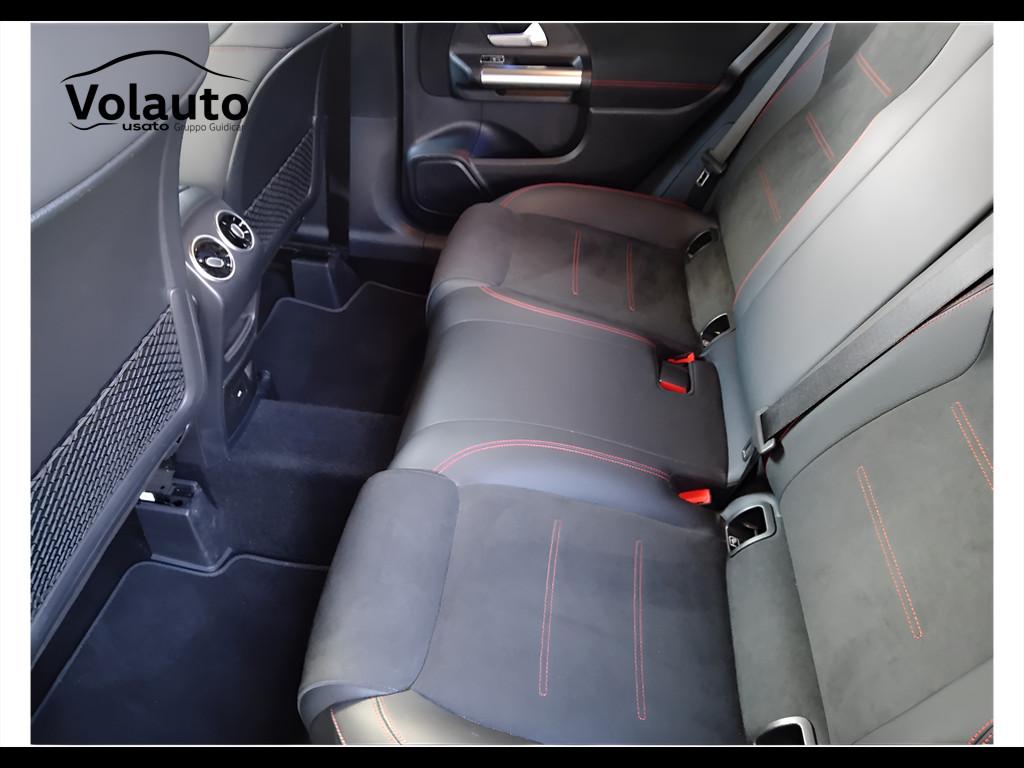 Mercedes-Benz Classe B - W247 2023 - B 180 AMG Line Advanced Plus auto