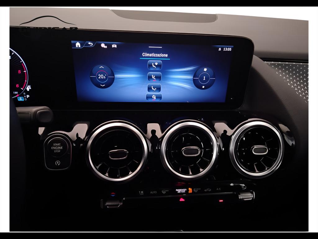 Mercedes-Benz GLA-H247 2023 - GLA 180 d Progressive Advanced auto