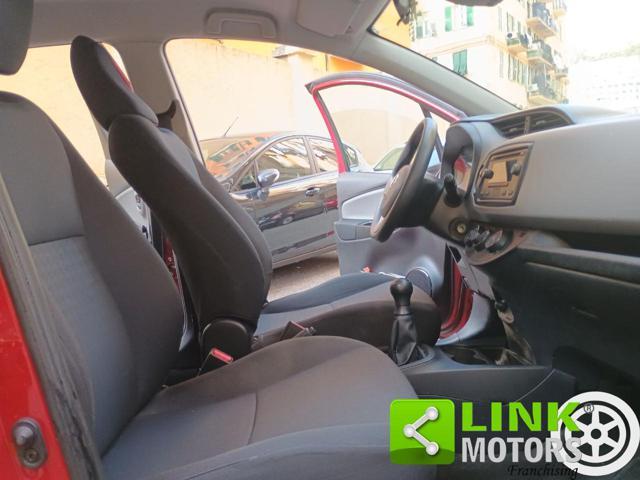 TOYOTA Yaris 1.0 5 porte Active 51 kw NEOPATENTATI