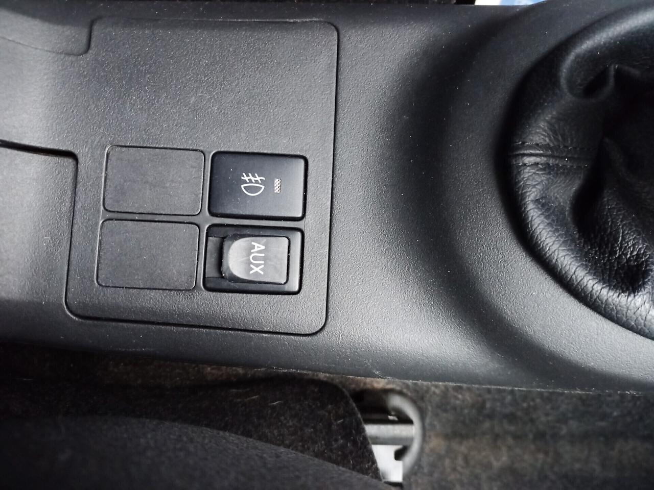 Toyota Yaris 1.0 5 porte Now