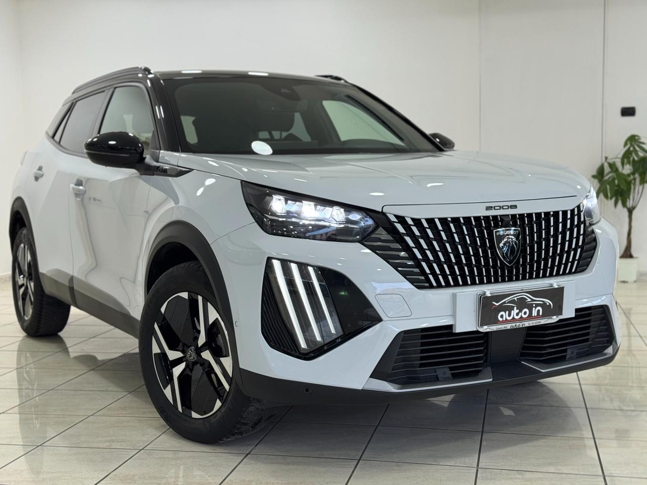 Peugeot 2008 PureTech 130cv EAT8 GT