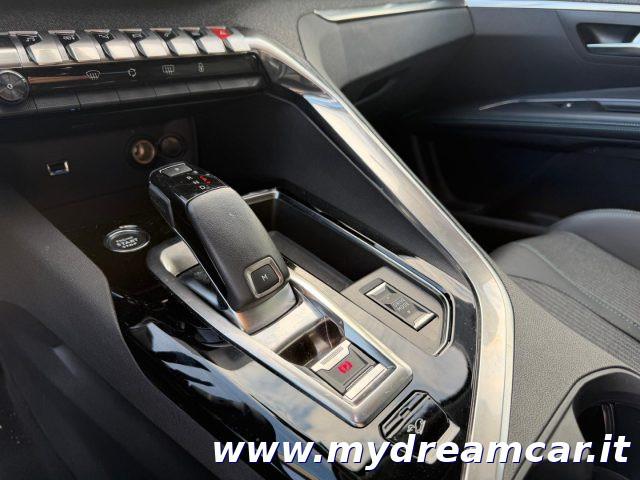 PEUGEOT 5008 BlueHDi 130 S&S EAT8 Allure