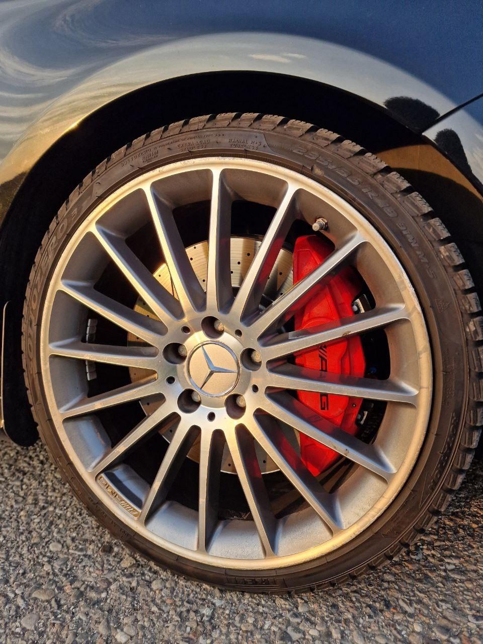 Mercedes-benz A45 AMG