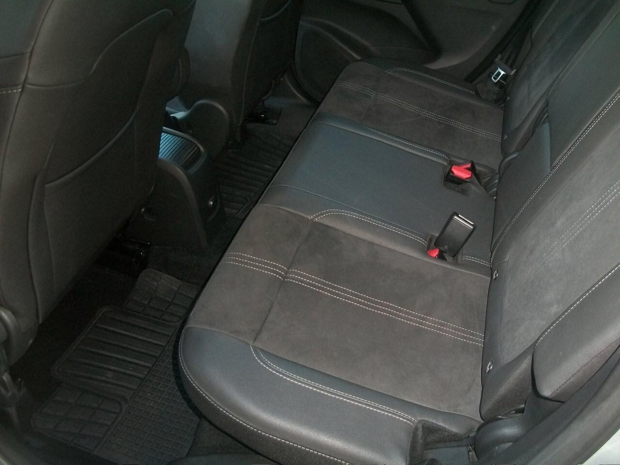 Opel Crossland 1.2 / 12V 110 CV Start&Stop Elegance KM69650 EURO 14990,00 COMPRESO IVA SU FATTURA BI COLORE GARANZIA UN ANNO