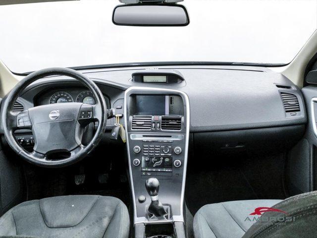 VOLVO XC60 2.4 D 163 CV AWD Kinetic - PER OPERATORI DEL SETTO
