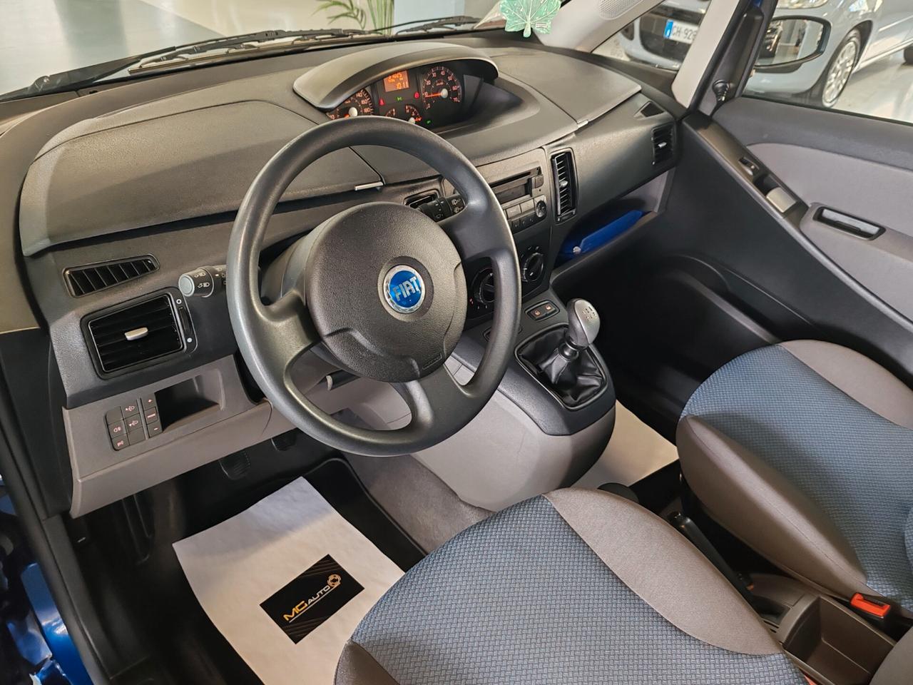 Fiat Idea 1.2 16V BlackLabel