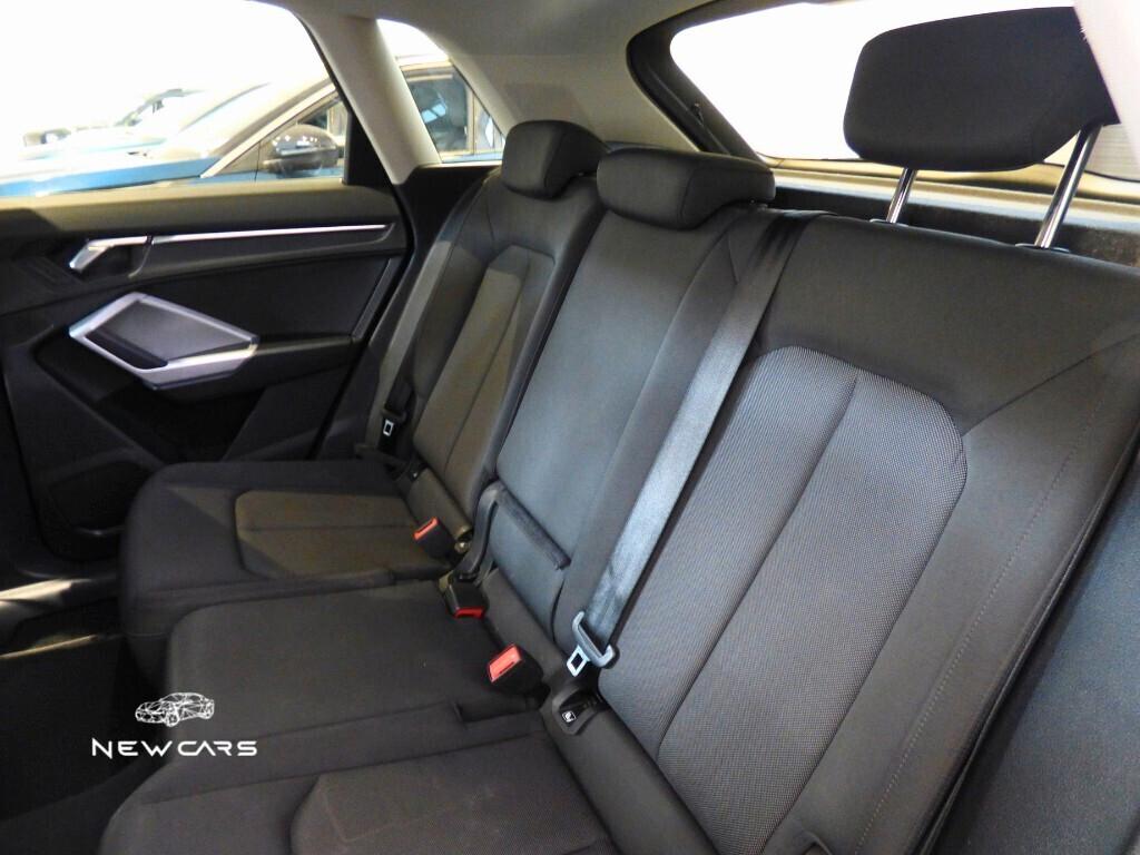 Audi Q3 35 TDI S tronic Business Advanced