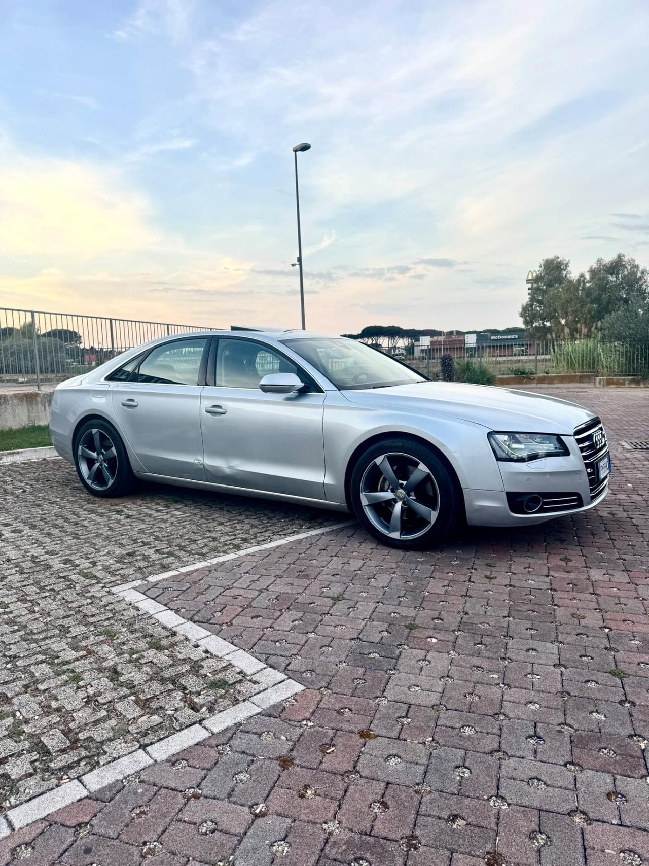 Audi A8 3.0 TDI 250 CV quattro tiptronic