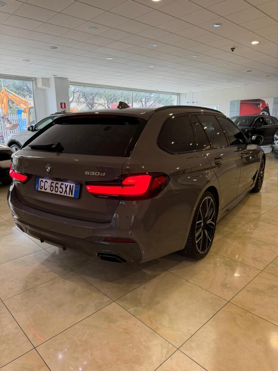 BMW - Serie 5 Touring - 530d xDrive Msport