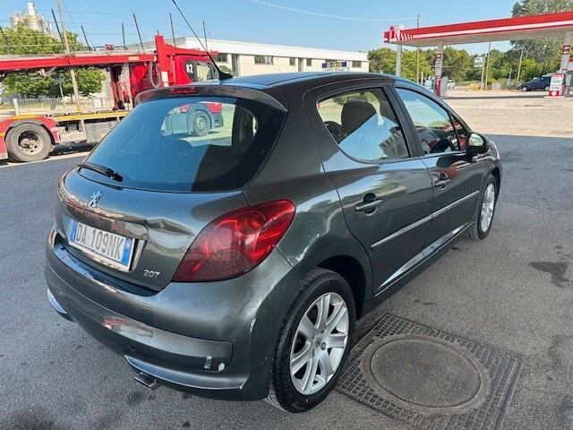Peugeot 207 1.6 HDi 90CV 5p. XSI