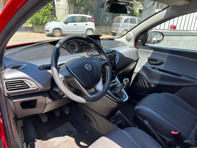 LANCIA Ypsilon 1.2 69 CV 5 porte Silver
