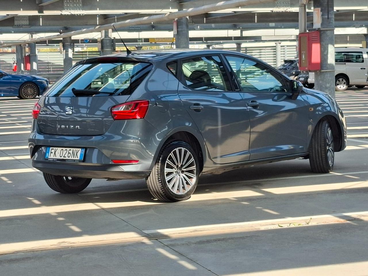 Seat Ibiza 1.0 75 CV 5p. Connect Grey