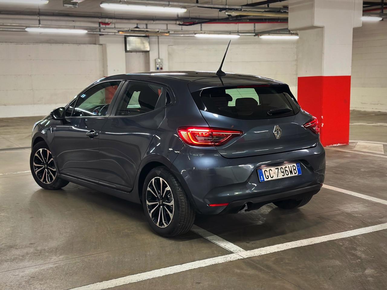 Renault Clio TCe 12V 100 CV 5 porte Zen Garanzia 12 Mesi