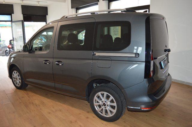 FORD Tourneo Connect 2.0 EcoBlue 122 CV Powershift Titanium