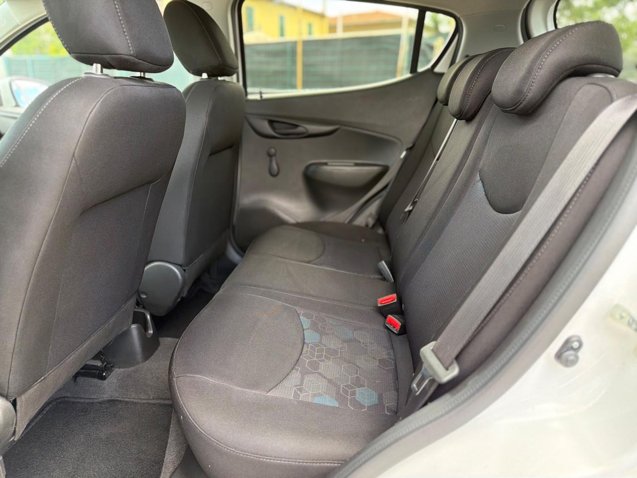 Opel Karl Rocks 1.0 75 CV