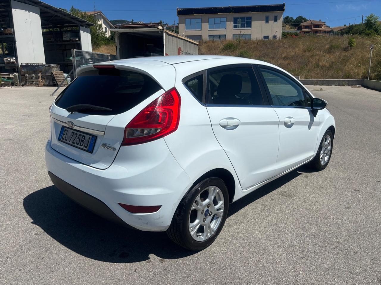 Ford Fiesta 1.4 TDCi 5p. Titanium