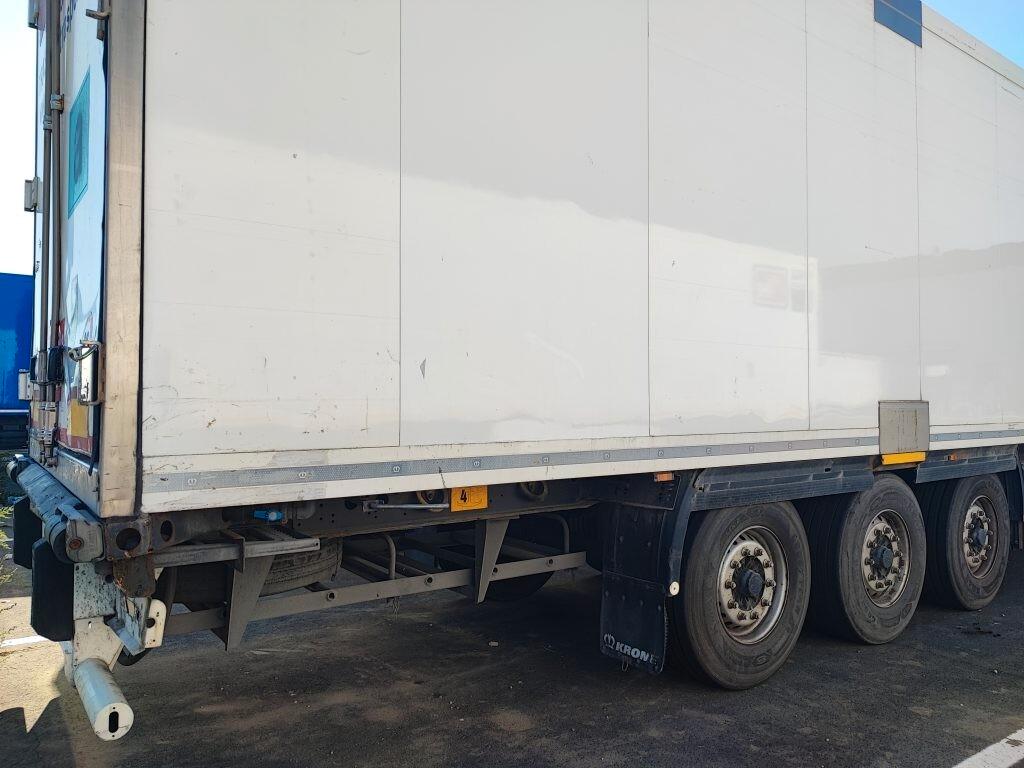 Semirimorchio frigo Krone Intermodale