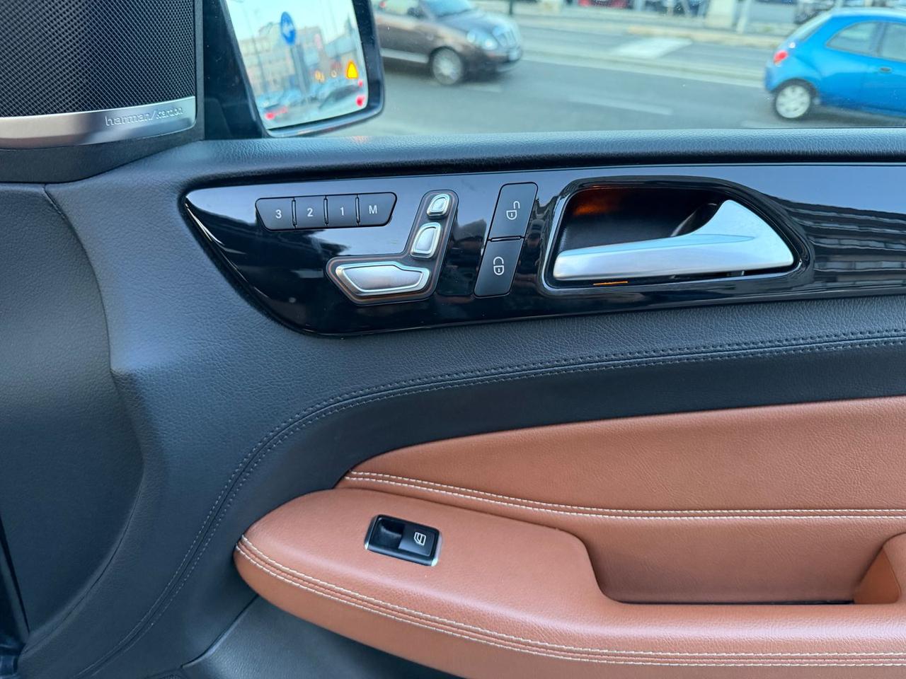 Mercedes-Benz GLS 350 D V6 Premium Plus *PRO #8894