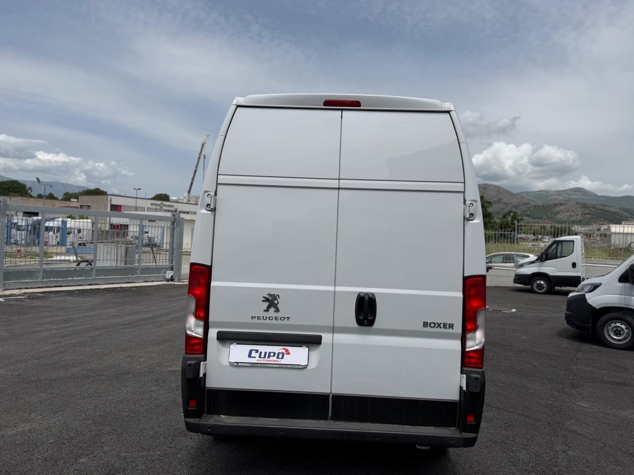 Peugeot Boxer 333 2.2 BlueHDi 140 S&S PC-TN L3H3 Furgone