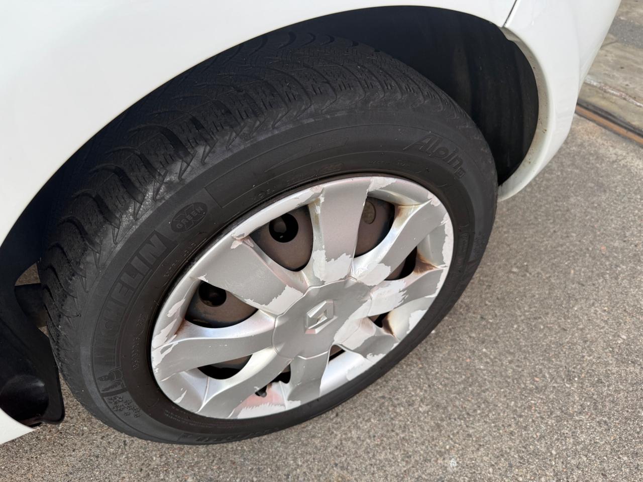 Renault Clio 1.2 16V 5 porte Confort