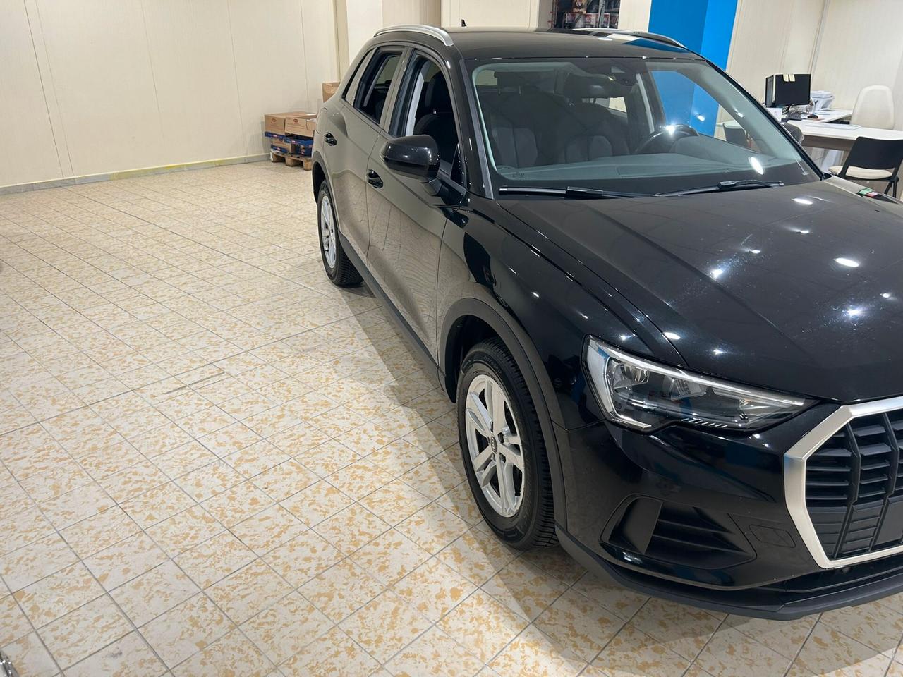 Audi Q3 45 TFSI e S tronic Business