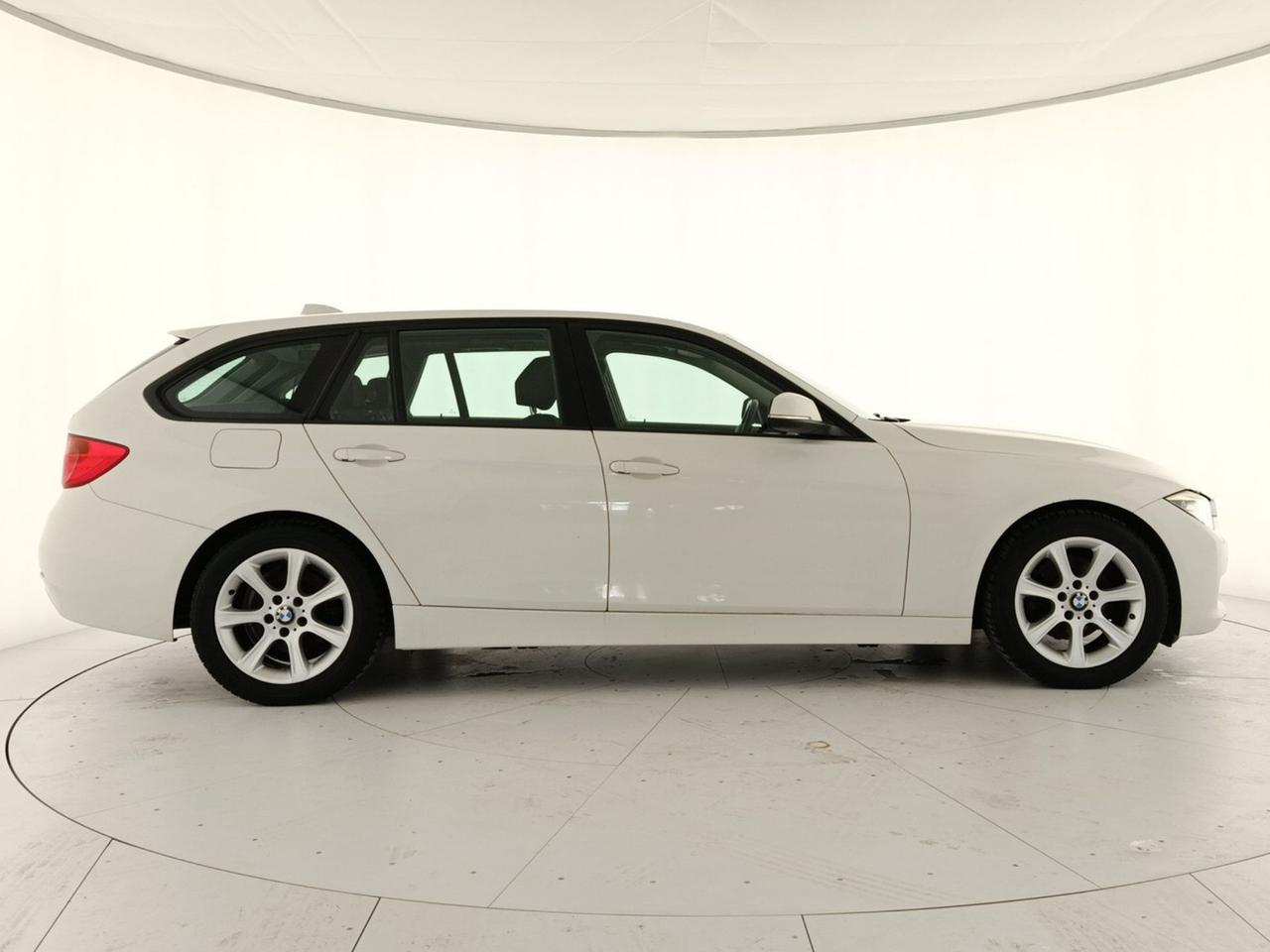 BMW Serie 3 (F30/31) - 320d Touring Business aut.