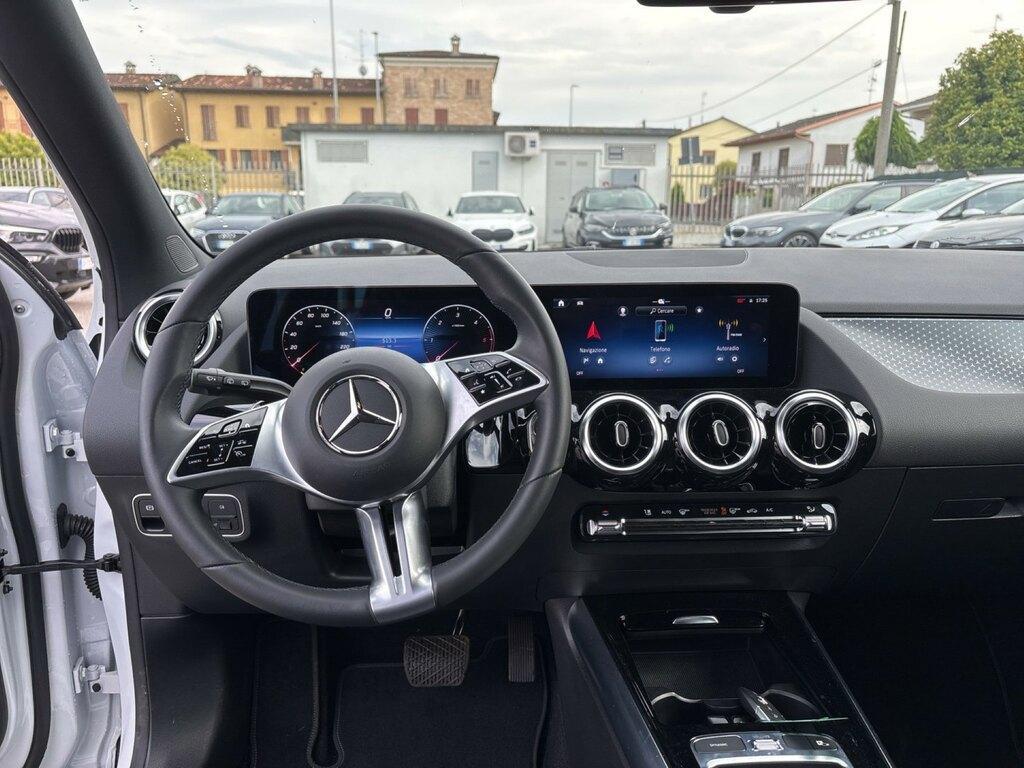 Mercedes GLA 200 200 D Progressive Advanced Plus 4Matic 8G-DCT