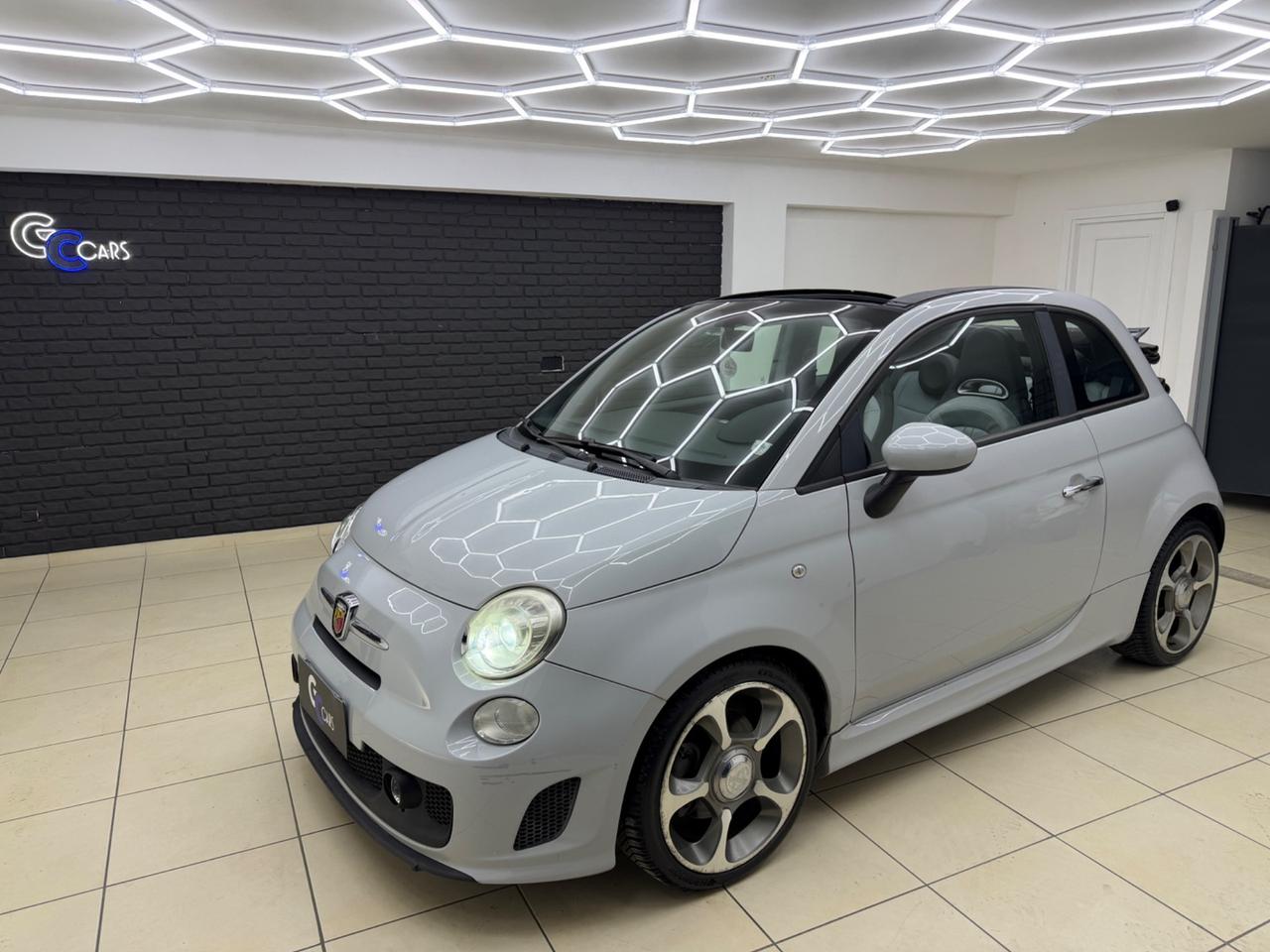 Abarth 500 C 1.4 Turbo T-Jet MTA