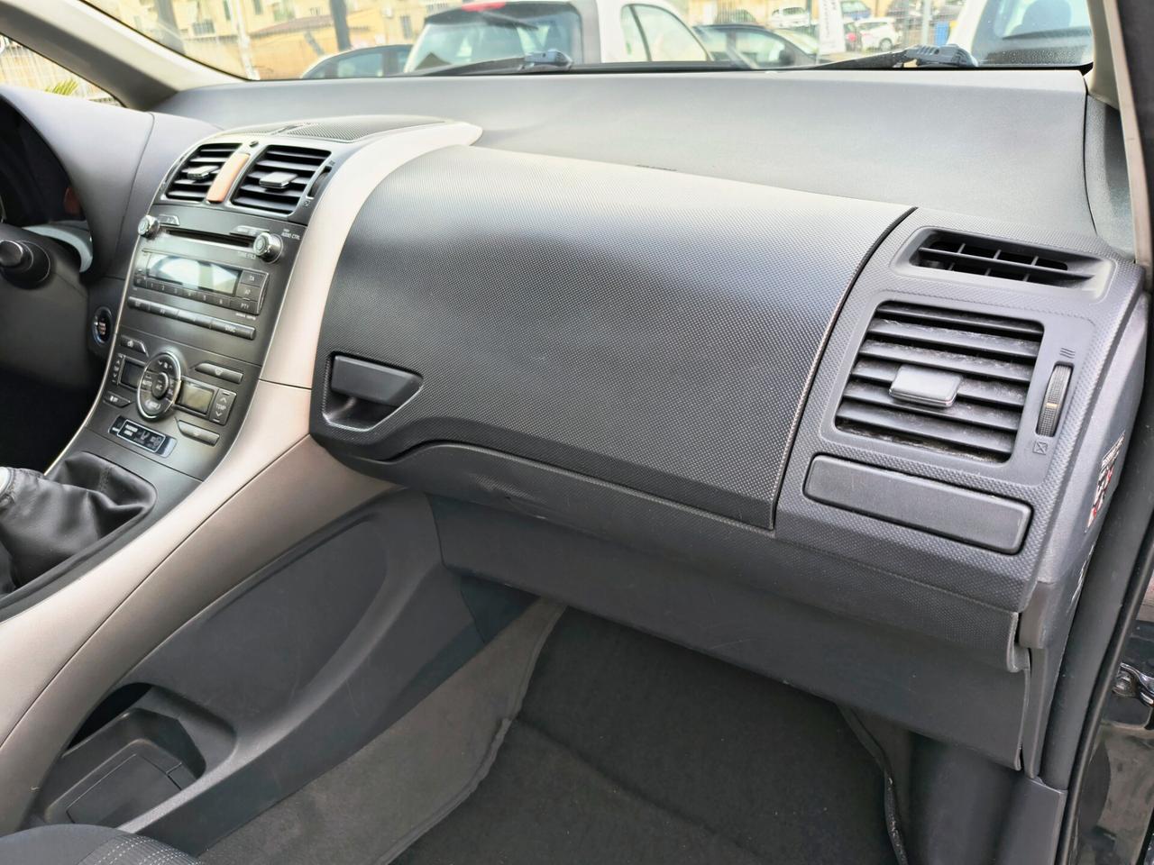 TOYOTA AURIS 2.0 DIESEL UNICOPROPRIETARIO 2007