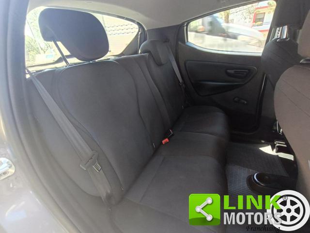 LANCIA Ypsilon 0.9 TwinAir 85 CV 5 porte Metano Ecochic