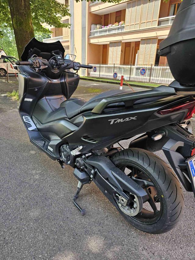 YAMAHA T-Max 560 E
