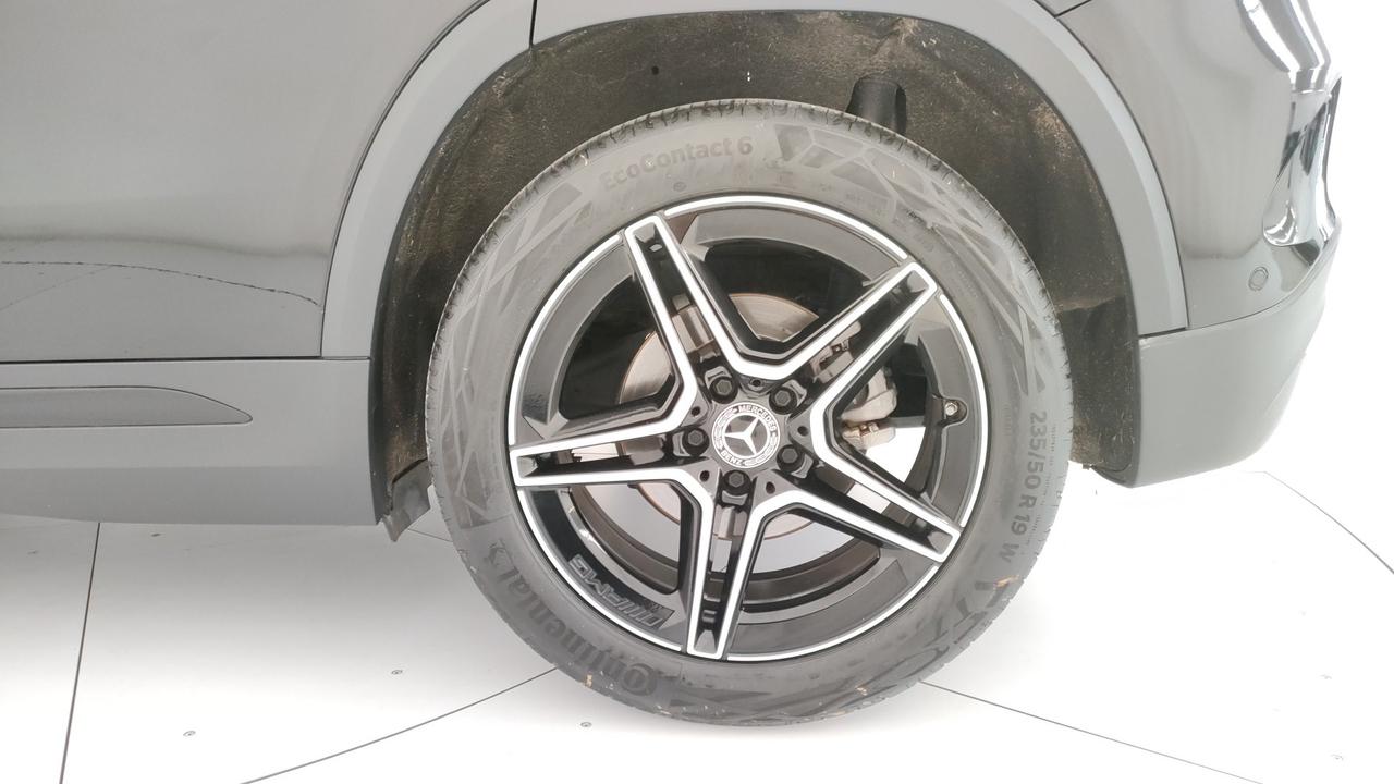 Mercedes-Benz GLA 180 d Premium auto