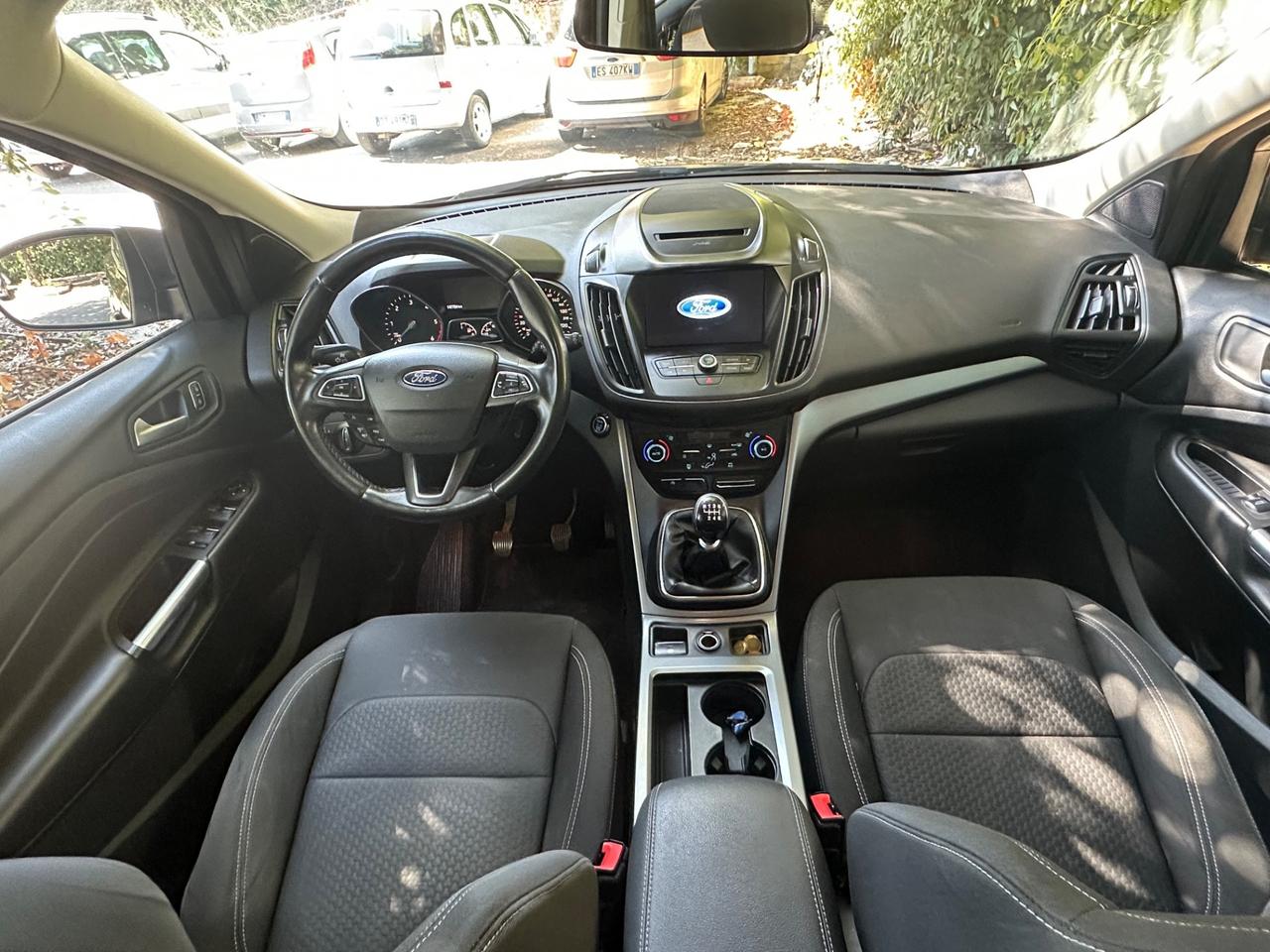 Ford Kuga 1.5 TDCI 120 CV S&S 2WD Titanium