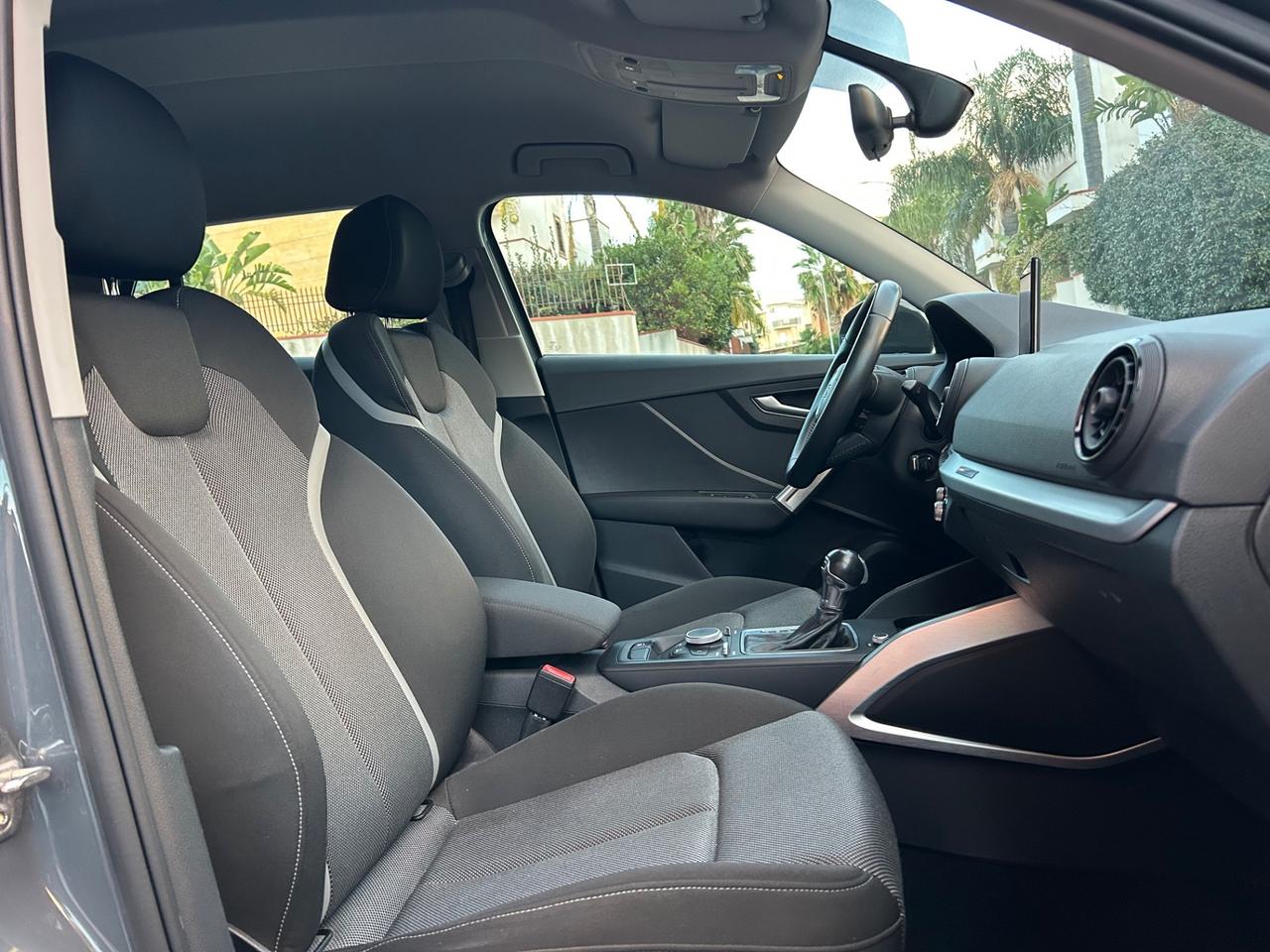 Audi Q2 1.6 TDI sport tagliandi ufficiali