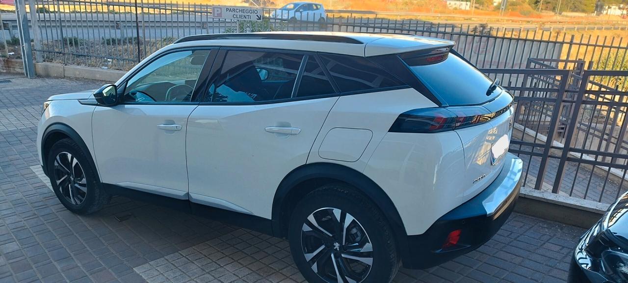 Peugeot 2008 BlueHDi 130 S&S EAT8 Allure Pack