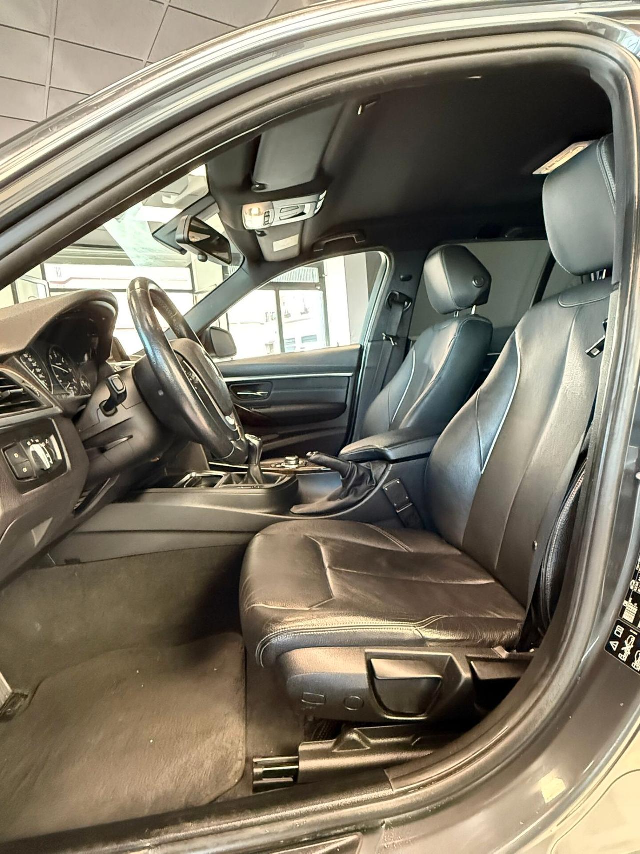 Bmw 320 320d xDrive Touring Msport